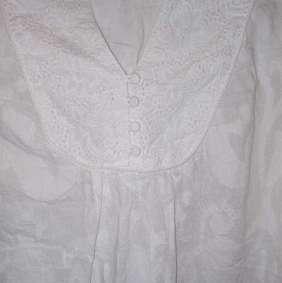 Pre-Owned The Webster at Target 3/4 Sleeve blouse*Wear pics for reference * - Picture 4 of 6